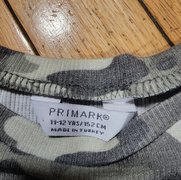 Girls Camo Print Long Sleeve Top - Picture 6 of 9